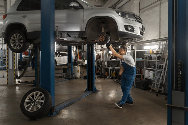 How to Use Diagnostic Tools to Improve Auto Repair Business Efficiency